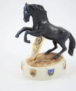 Cavallo Napoletano con scudo giglio borbonico e Sedili di Napoli h13 in Porcellana di Capodimonte